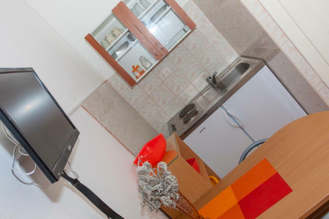 Apartments Lara Podgora Luaran gambar
