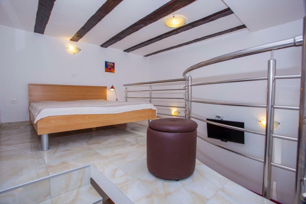 Apartments Lara Podgora Luaran gambar