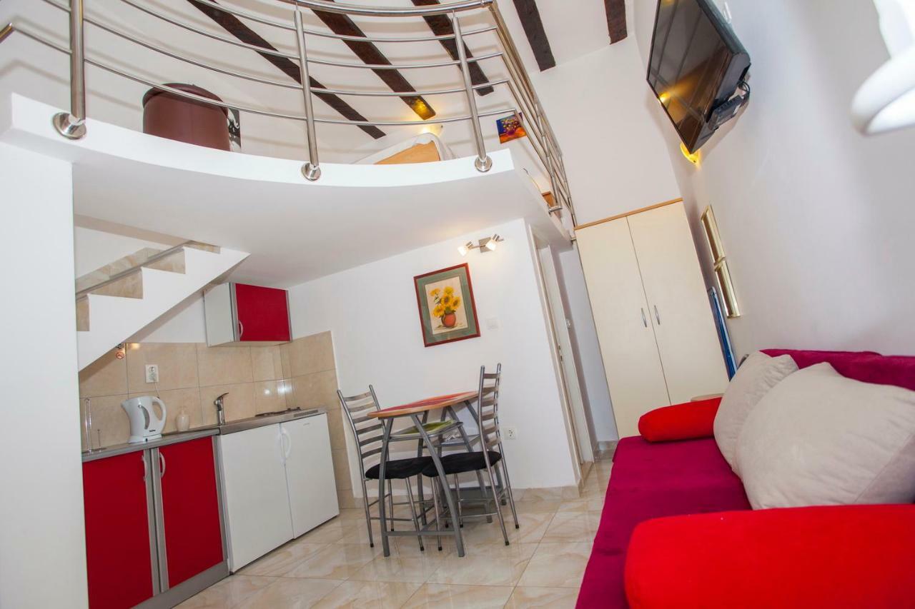 Apartments Lara Podgora Luaran gambar