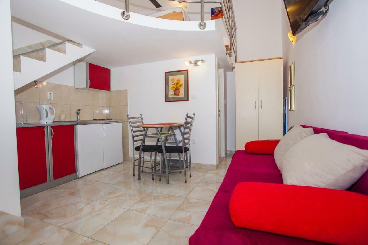 Apartments Lara Podgora Luaran gambar
